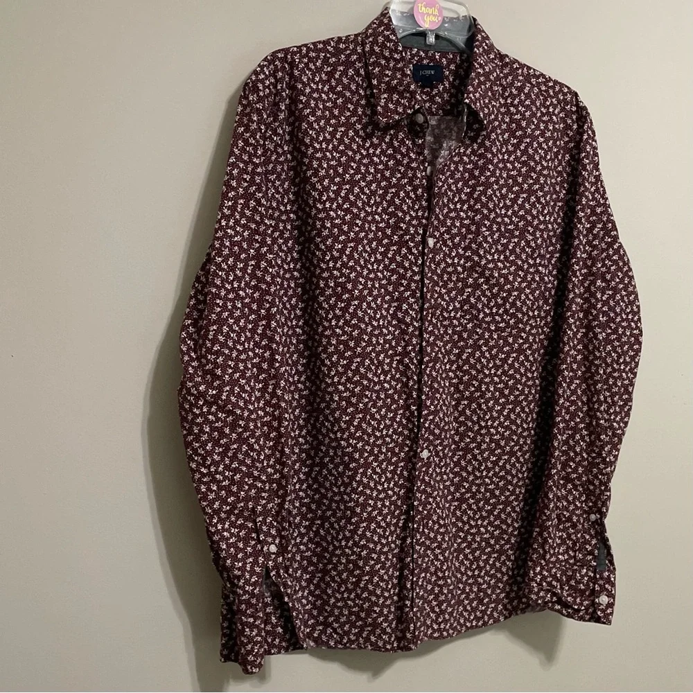 J. Crew Men's Maroon Patterned Button Down Shirt‎ ~ Size Large ~Slim Fit~Office